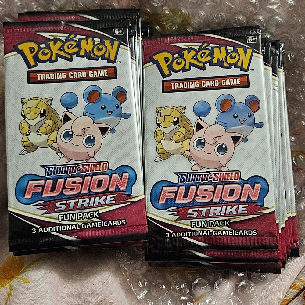 Pokemon Fusion Strike Fun Pack